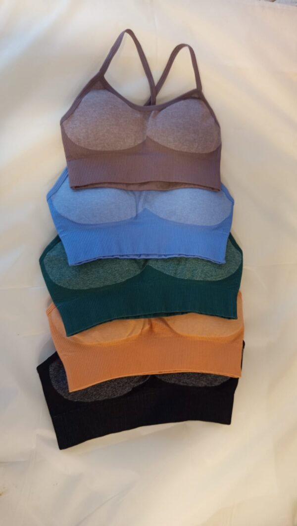 Conjunto Deportivo Femenino de Alto Soporte KINEZAFIT – Leggings Push Up + Top Deportivo Moldeador